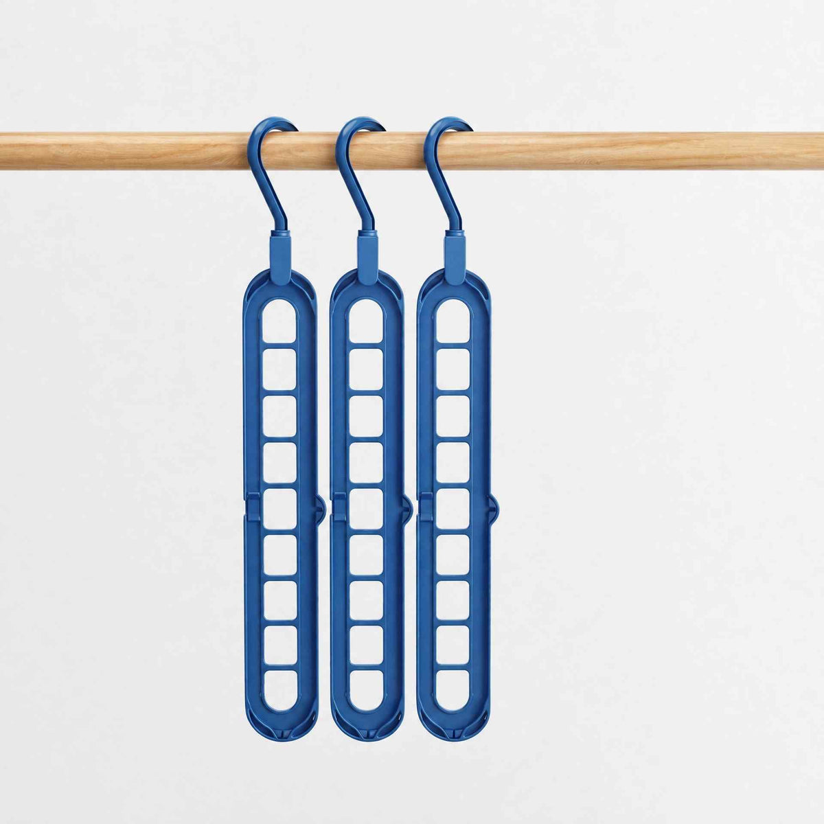 3-Piece Space-Saving 9-Hole Plastic Hanger Set