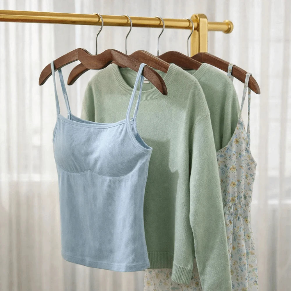 2-Piece Shoulder Protecting Wood Short Neck Hangers