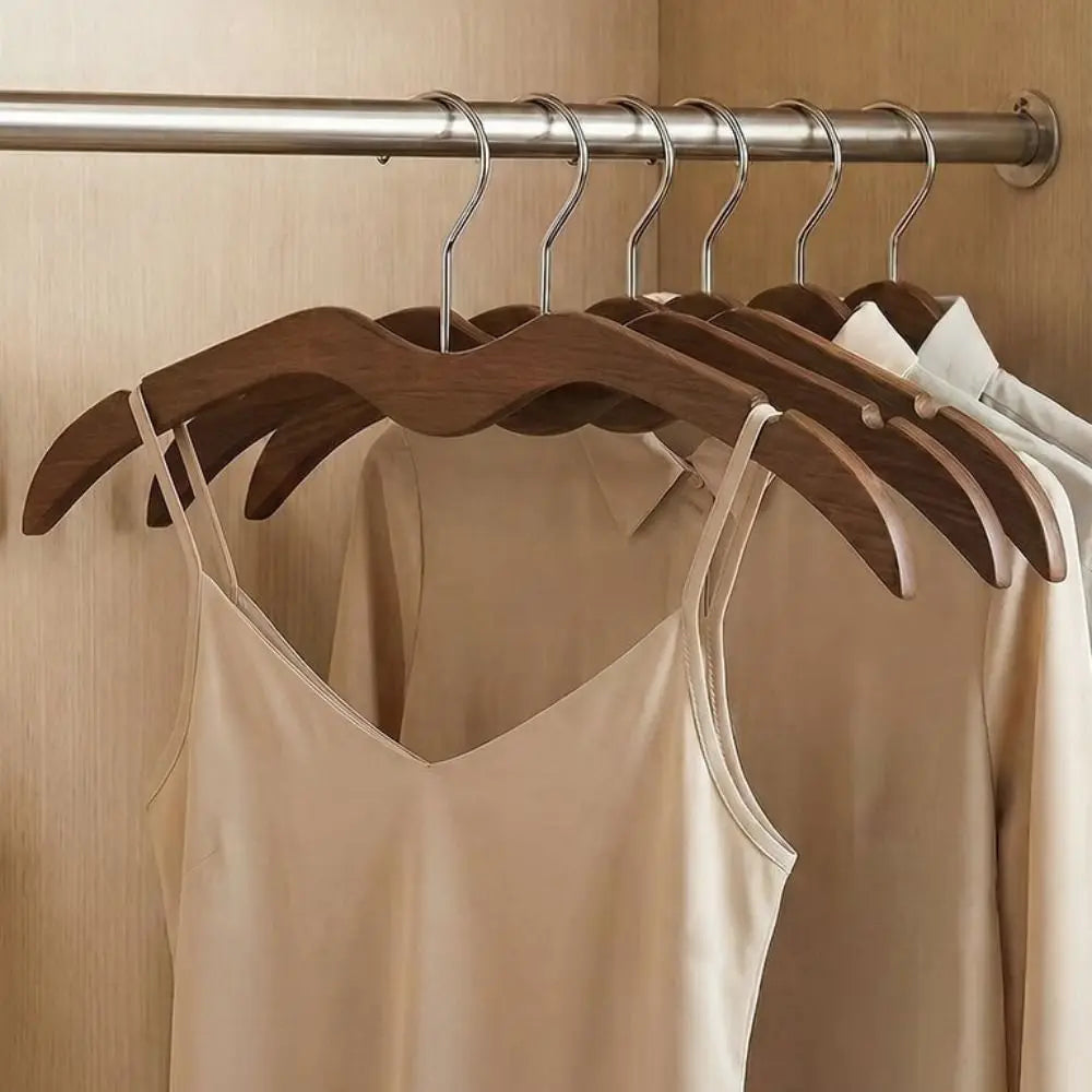 2-Piece Shoulder Protecting Wood Short Neck Hangers