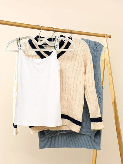10pcs Non-Slip Plastic Hangers with Metal Hooks